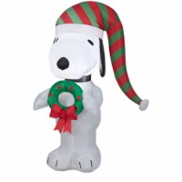 Gemmy Christmas Snoopy with Wreath Airblown