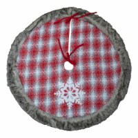 Northlight 48 Red and White Plaid Christmas Tree Skirt with Snowflake
