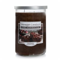 Yankee Candle® Home Inspiration™ Red Velvet Brownie Candle Perspective: Main