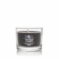 Yankee Candle® Mini Jar Candle Midsummer's Night Perspective: Main
