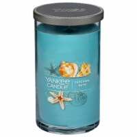 Yankee Candle® Catch Rays Medium Jar Candle Perspective: Main