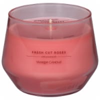 Yankee Candle® Medium Fresh Cut Roses Jar Candle