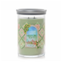 Yankee Candle® - Pistachio Latte Perspective: Main