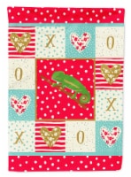Carolines Treasures CK5531GF Chameleon Garden Flag, Red