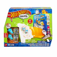Mattel Hot Wheels Tony Hawk Skate Bowl Perspective: Main