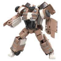 Hasbro Transformers Rise of the Beasts Studio Series Converting Action Figure - Wheeljack Perspective: Main