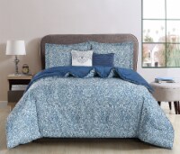 Ellen Tracy™ Medallion Pattern Comforter Set