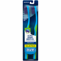 Oral-B Pro-Health Compact Clean Ultra Soft Toothbrush Perspective: Main