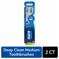Oral-B Advanced Clean Toothbrushes, Color Changing Bristles, Medium, 2 ct Perspective: Main