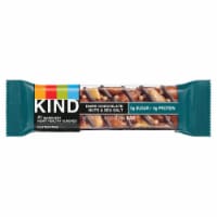 KIND Dark Chocolate Nuts & Sea Salt Nut Bars Perspective: Main