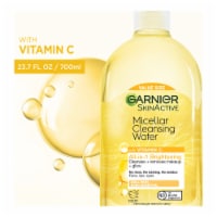 Garnier SkinActive Micellar Cleansing Water with Vitamin C Brightening Perspective: Main