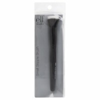 e.l.f Small Stipple Brush Perspective: Main
