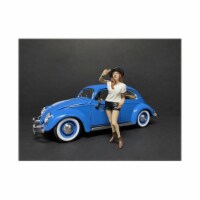 American Diorama 38221 Partygoers Figurine I for 1 by 18 Scale Models Perspective: Main