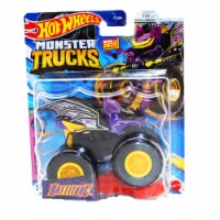 Hot Wheels Monster Trucks 1:64 Scale Battitude Includes Connect and Crash Car