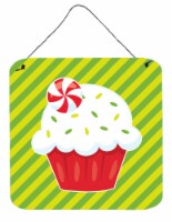 Carolines Treasures  BB6819DS66 Christmas Pepermint Cupcake Wall or Door Hanging