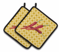 Carolines Treasures BB7195PTHD Chili Peppers on Basketweave Pair of Pot Holders