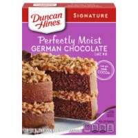 Duncan Hines® Signature Perfectly Moist German Chocolate Cake Mix Perspective: Main