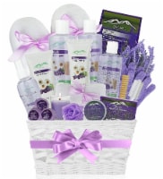 Spa Gift Basket. Lavender Chamomile Bath Gift Set