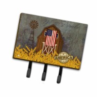 Carolines Treasures VHA3036TH68 Patriotic Barn Land of America Leash or Key Holder