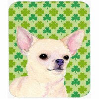 9.5 x 8 in. Chihuahua St. Patricks Day Shamrock Portrait Mouse Pad&#44; Hot Pad or Trivet