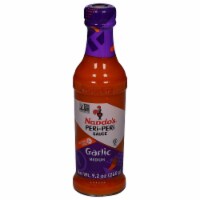 Nando's® Peri Peri Medium Garlic Sauce Perspective: Main