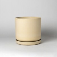 9 Planter Pot with Saucer, Drainage Hole & Plug, Modern Plant Pot, Indoor Planter