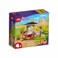 LEGO® 41696 Friends™ Pony-Washing Stable Building Set Perspective: Main