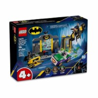 LEGO The Batcave™ with Batman™, Batgirl™ and The Joker™ 76272 Perspective: Main