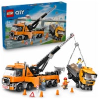 LEGO City Heavy-Duty Recovery Tow Truck with Crane 60467 Perspective: Main
