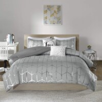 Intelligent Design Raina Comforter Set - Twin/Twin XL - Grey/Silver