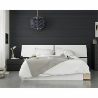 Context 3 Piece Queen Size Bedroom Set Black & White