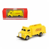 Motorcity Classics MCC439954 1947 Coca Cola Delivery Bottle Truck Yellow 1 87 Diecast Model