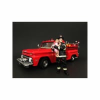 American Diorama 77510 Firefighter Saving Life with Baby Figurine & Figure for 1 isto 24 Diec