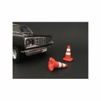 American Diorama 77520 Traffic Cones Accessory for 1 isto 18 Diecast Model Car, Set of 4
