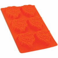 MasterPieces FanPans Team Logo Silicone Muffin Pan - Paw Print