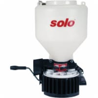 Solo Portable Broadcast Fertilizer Chest-Mount Spreader 421-S