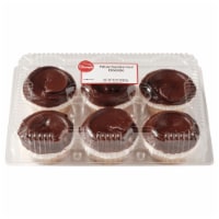 Ukrop's™ Yellow Cupcakes Iced Chocolate