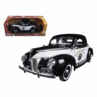 Motormax 73108POL-TC 1 by 18 1940 Ford Coupe Deluxe California Highway Patrol Timeless Classi