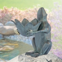 SPI Home 41117 11.00 x 13.00 x 9.00 in. Frog Royalty with Crown Birdfeeder - Aluminium