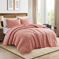 Luxurious Reversible Velvet Coverlet Set with Shams, Pink King size