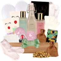 Caramel Vanilla 15-Piece Bath Basket. Infused with Coconut & Honey Essential Oils