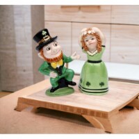Ceramic Irish Couple Dancing Salt and Pepper Shakers, Home Décor, Gift for Her, Gift for Mom,