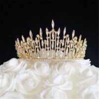 Tian Sweet 37001-GD 1.1 oz Wedding Tiara Cake Topper - Gold