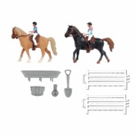 1-24 Scale 2 Horses with Riders & Accessories