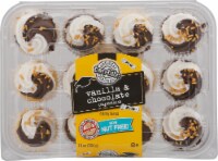 Two-Bite Graduation Vanilla & Chocolate Cupcakes Perspective: Main