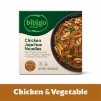 Bibigo Chicken & Vegetable Japchae Noodles Perspective: Main