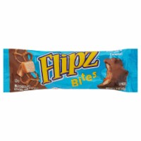 Flipz® Clusterz™ Milk Chocolate Caramel and Pretzel Candy Bar Perspective: Main