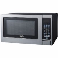 Oster® 700W Microwave Oven with Stainless Steel Door Trim