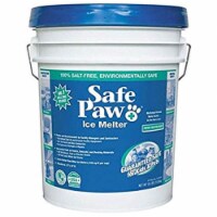 Safe Paws Ice Melter 35 LB Pail