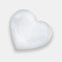 NORTHLANDZ Selenite Crystal Heart Shape Palm Stone, Calming Quality Crystal – 10cm, white